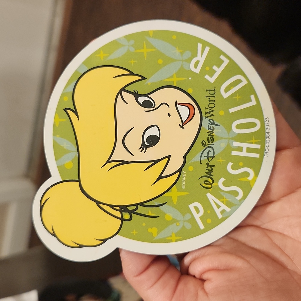 Tinkerbell Magent Passholder Walt Disney World